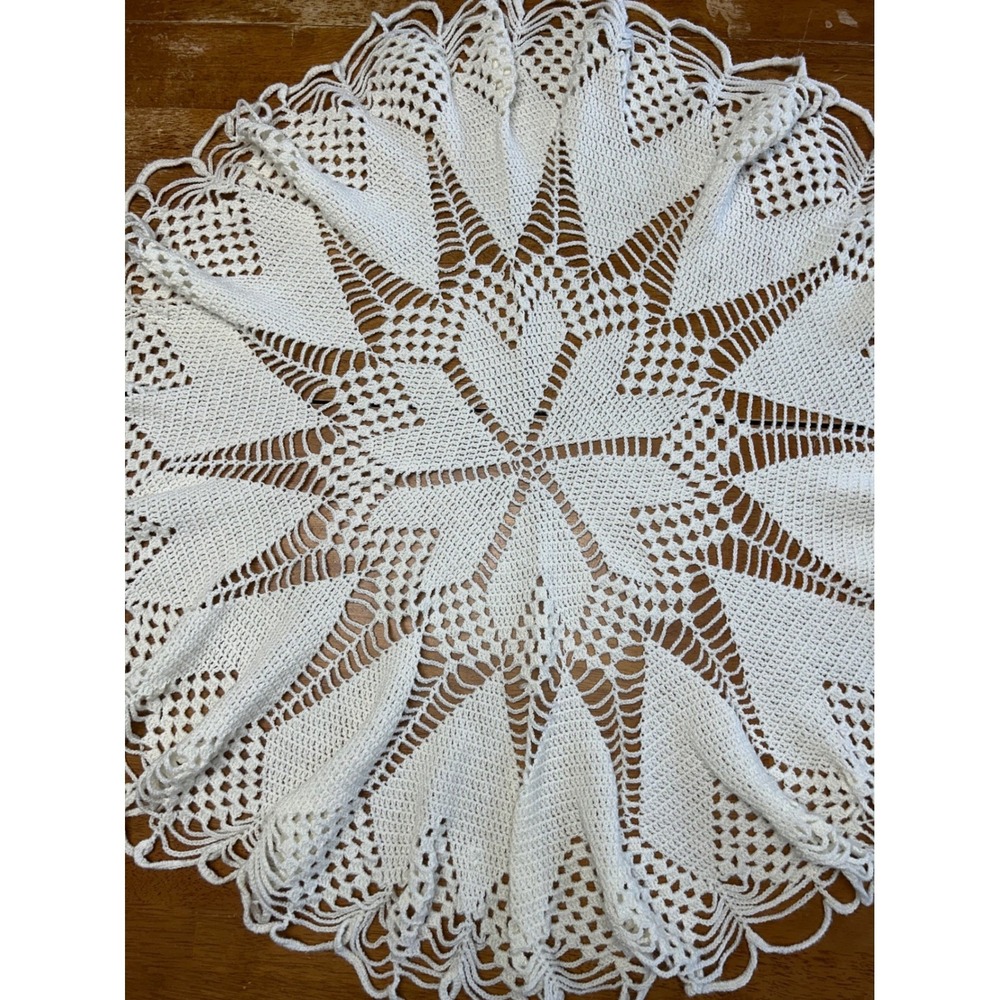 Cottagecore Vintage Handmade 36" White Round Crochet Starburst Lace Table Topper